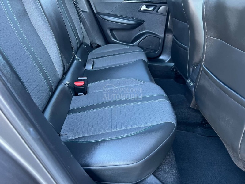 Peugeot 2008 1.5HDI/ALLURE/AUT