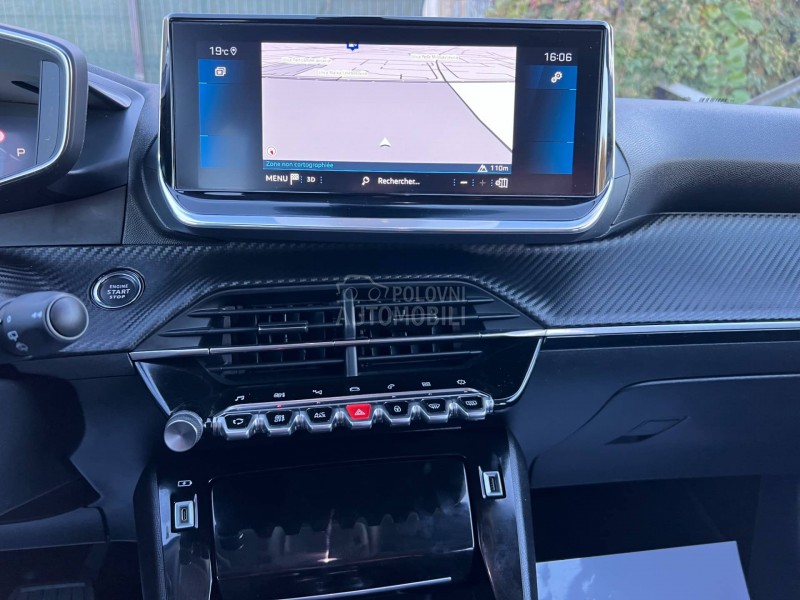 Peugeot 2008 1.5HDI/ALLURE/AUT