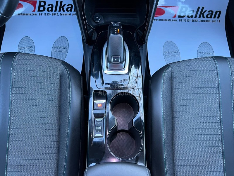 Peugeot 2008 1.5HDI/ALLURE/AUT