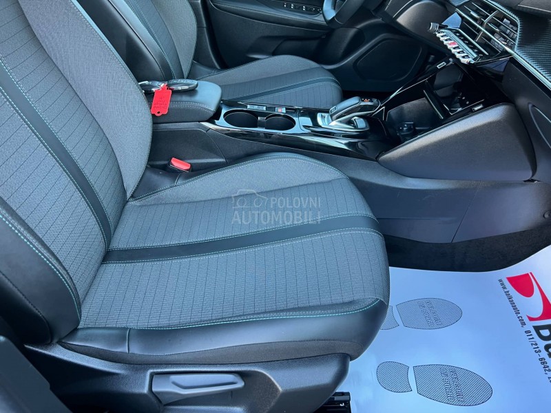 Peugeot 2008 1.5HDI/ALLURE/AUT