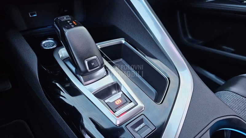 Peugeot 5008 1.5d 131 Allure 7s