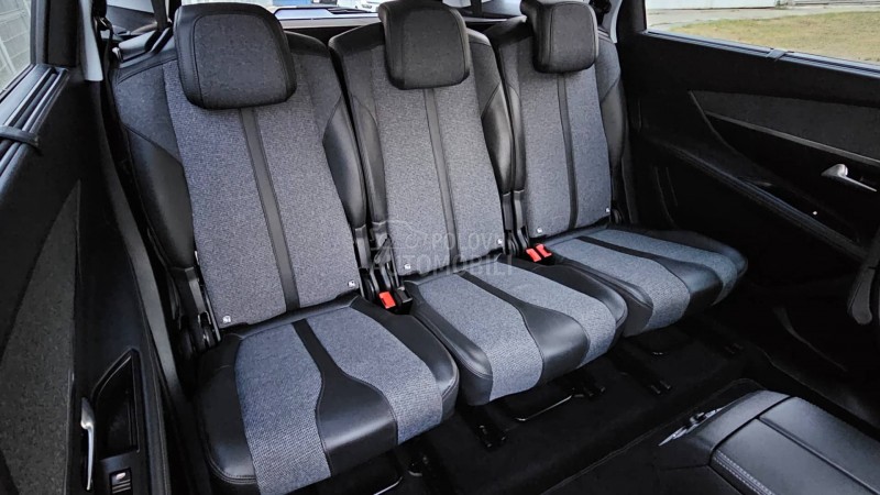 Peugeot 5008 1.5d 131 Allure 7s