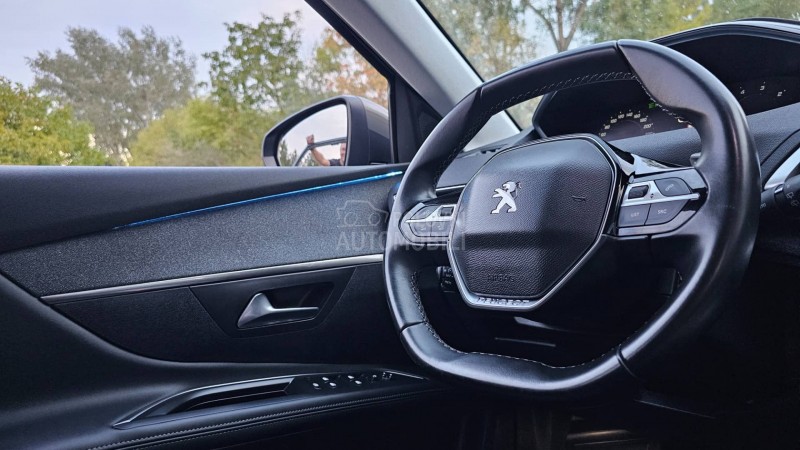 Peugeot 5008 1.5d 131 Allure 7s