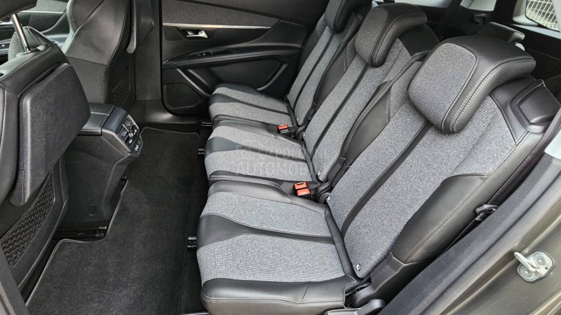 Peugeot 5008 1.5d 131 Allure 7s