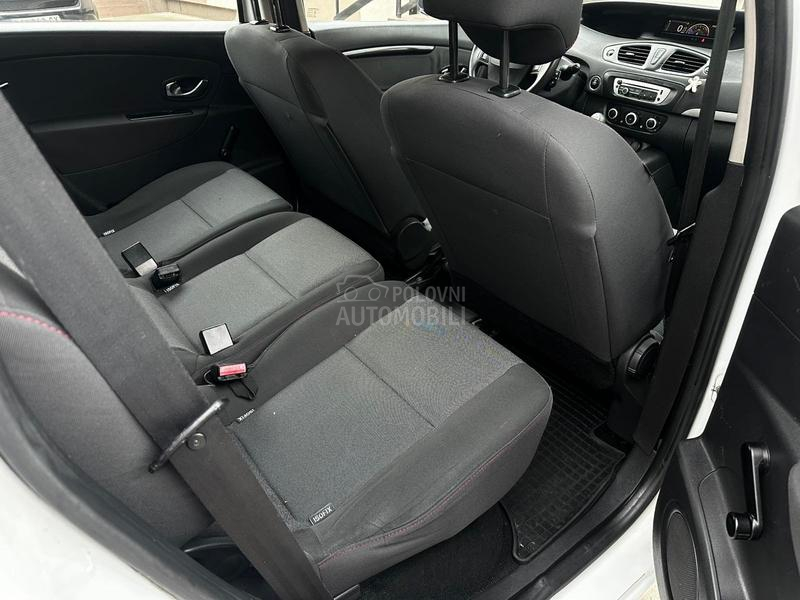 Renault Scenic 1.5 DCI