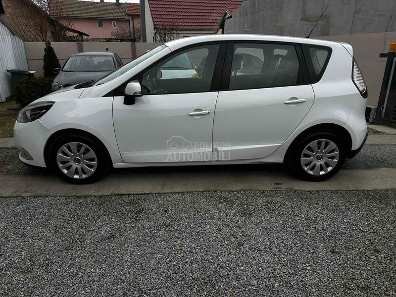 Renault Scenic 1.5 DCI