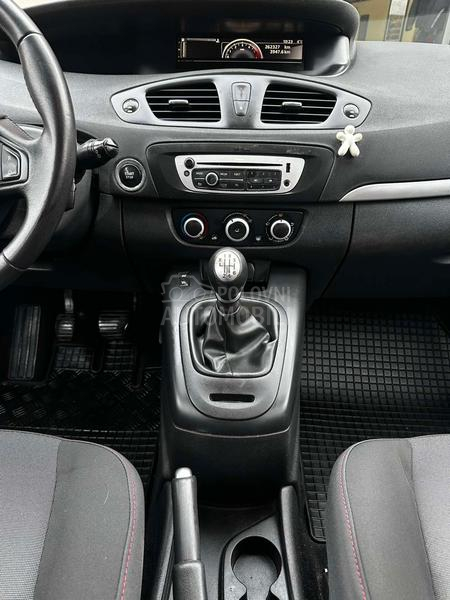 Renault Scenic 1.5 DCI