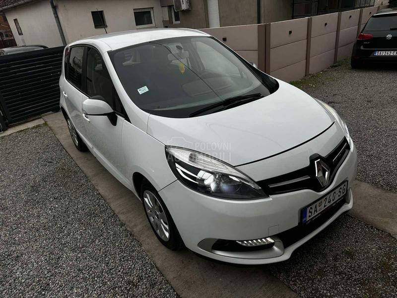 Renault Scenic 1.5 DCI
