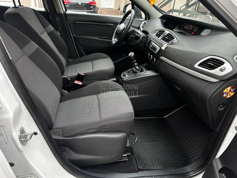 Renault Scenic 1.5 DCI