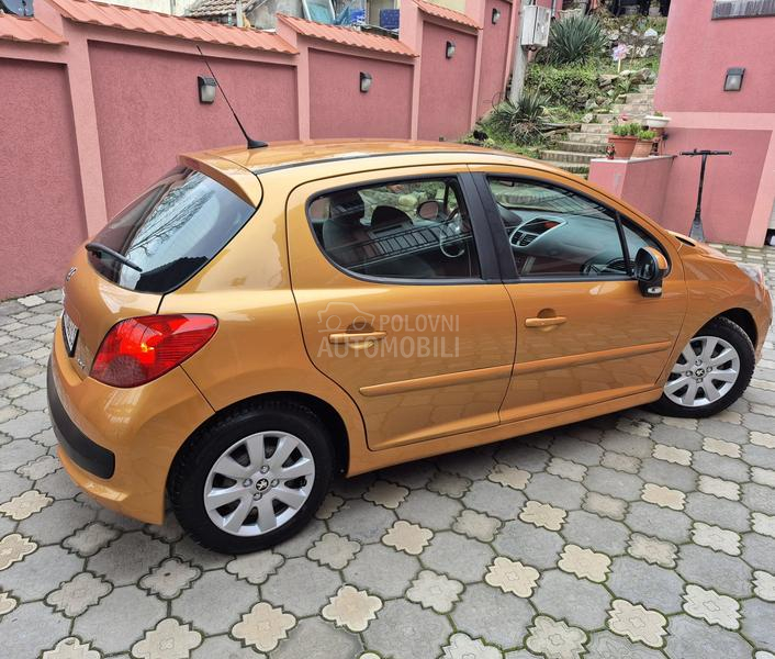Peugeot 207 1.4HDI