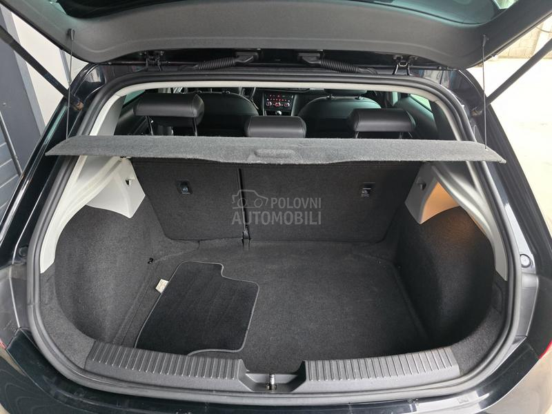 Seat Leon 1.6 TDI MATRIX