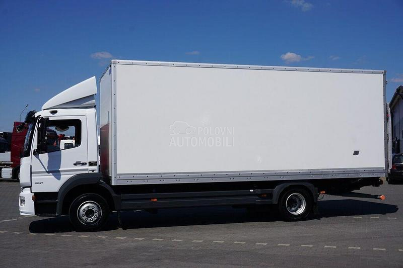 Mercedes Benz ATEGO furgon DOM1618