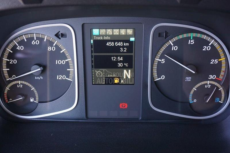 Mercedes Benz ATEGO furgon DOM1618