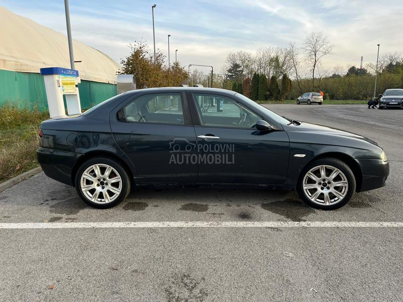 Alfa Romeo 156 