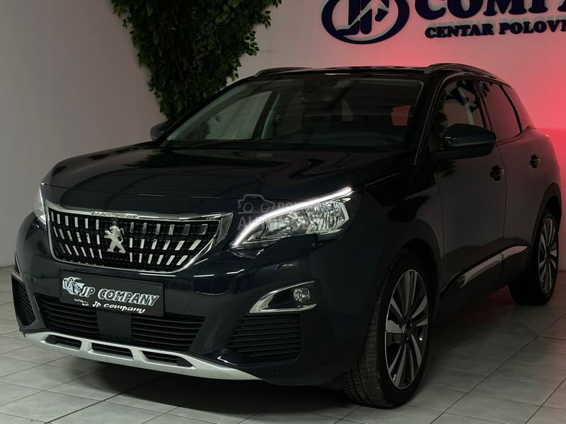 Peugeot 3008 1.2 ALLURE
