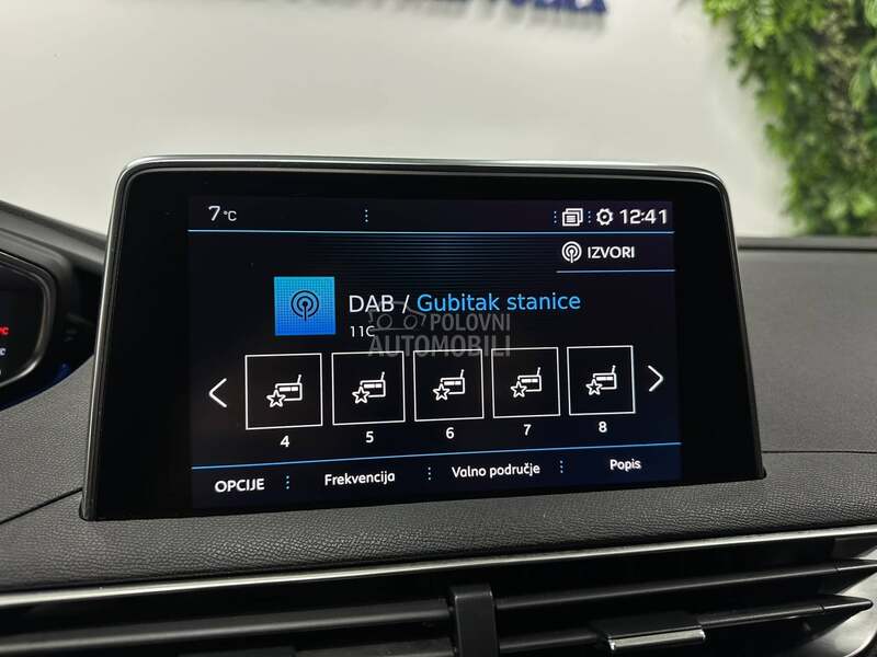 Peugeot 3008 1.2 ALLURE