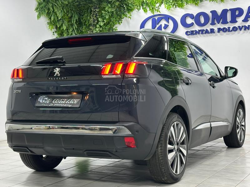 Peugeot 3008 1.2 ALLURE