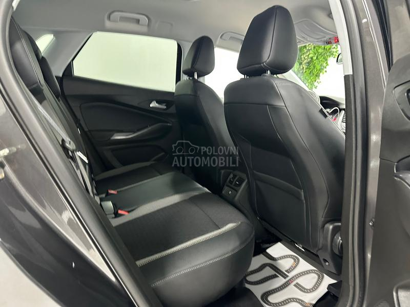 Opel Grandland X 1.2 INNOVATION AUT