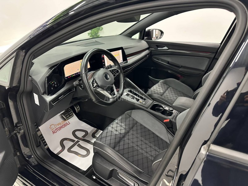 Volkswagen Golf 8 1.5 eTSI R-LINE AUT