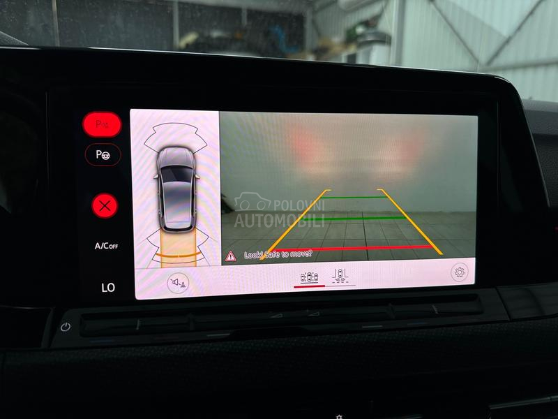 Volkswagen Golf 8 1.5 eTSI R-LINE AUT