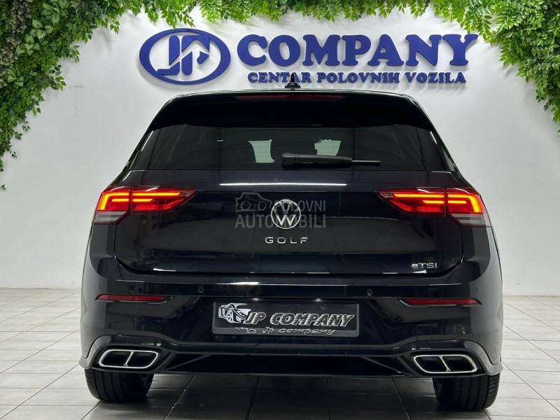 Volkswagen Golf 8 1.5 eTSI R-LINE AUT