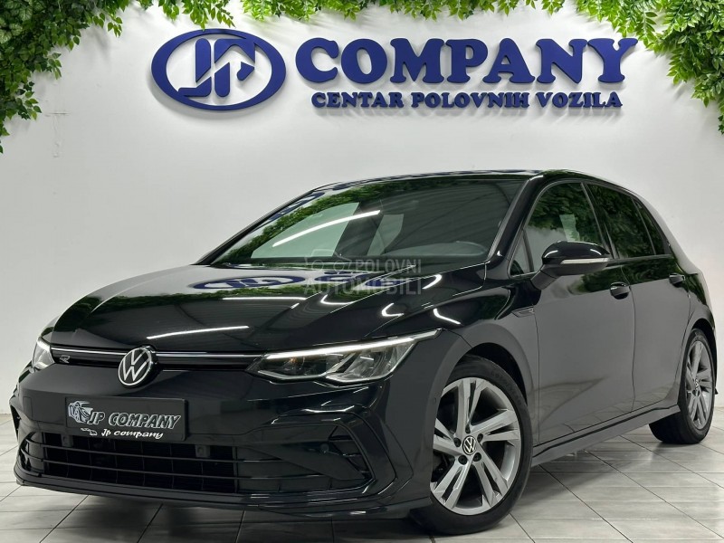 Volkswagen Golf 8 1.5 eTSI R-LINE AUT