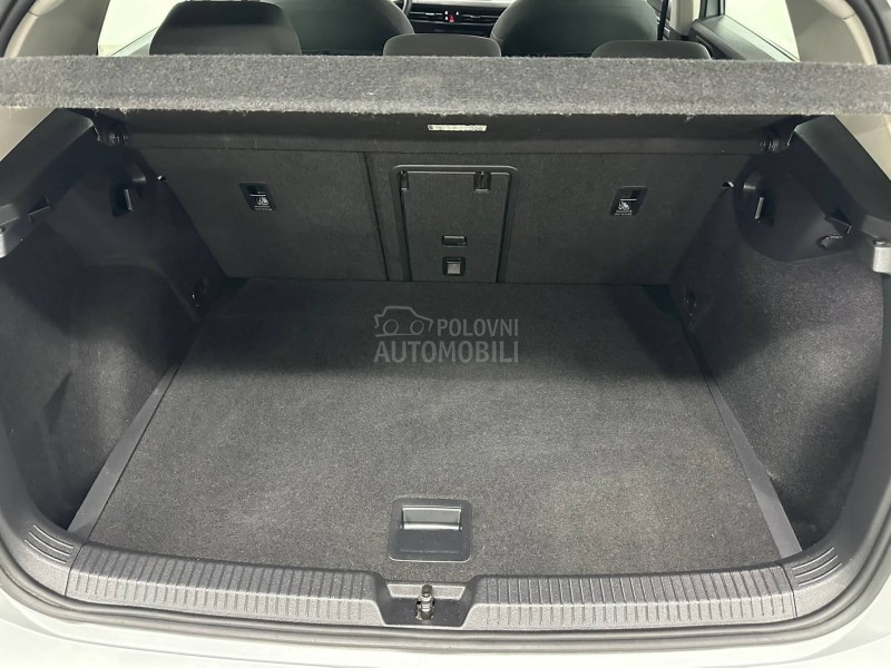 Volkswagen Golf 8 1.5 e TSI DSG LED