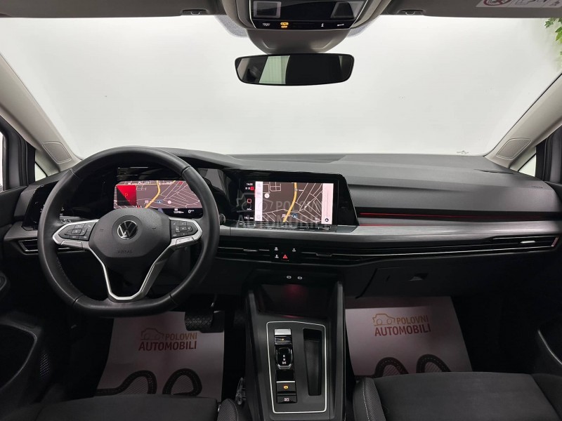 Volkswagen Golf 8 1.5 e TSI DSG LED