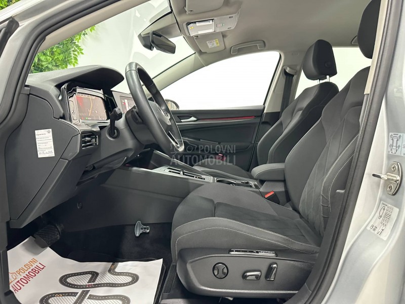 Volkswagen Golf 8 1.5 e TSI DSG LED