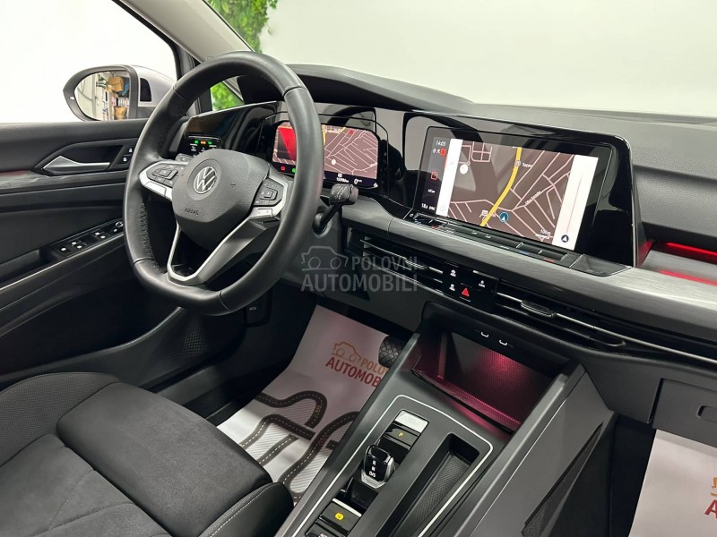 Volkswagen Golf 8 1.5 e TSI DSG LED