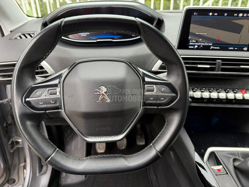 Peugeot 3008 ALLURE/360