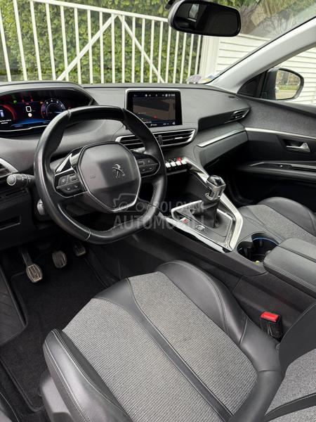 Peugeot 3008 ALLURE/360