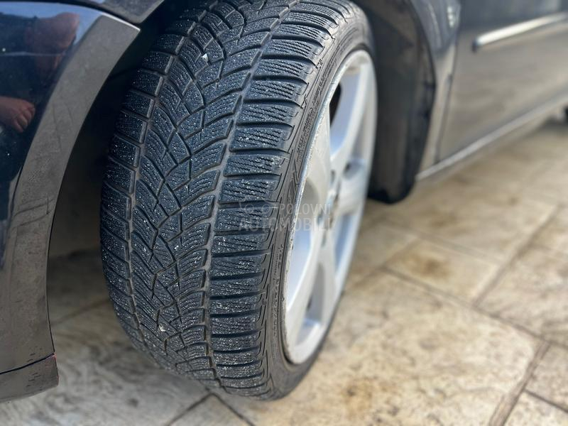 Volkswagen Golf 5 1.9tdi-DOBAR