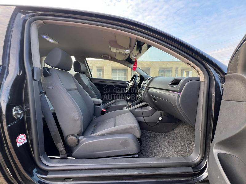 Volkswagen Golf 5 1.9tdi-DOBAR