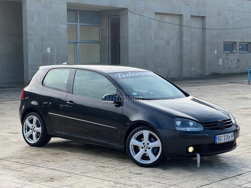 Volkswagen Golf 5 1.9tdi-DOBAR