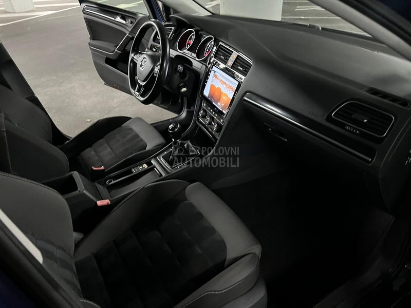 Volkswagen Golf 7 