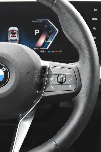 BMW X1 sDrive 18i AT