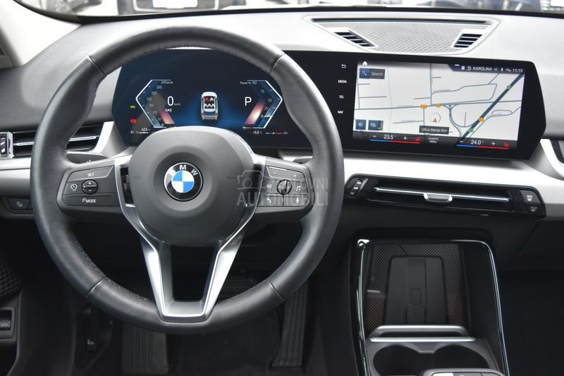 BMW X1 sDrive 18i AT