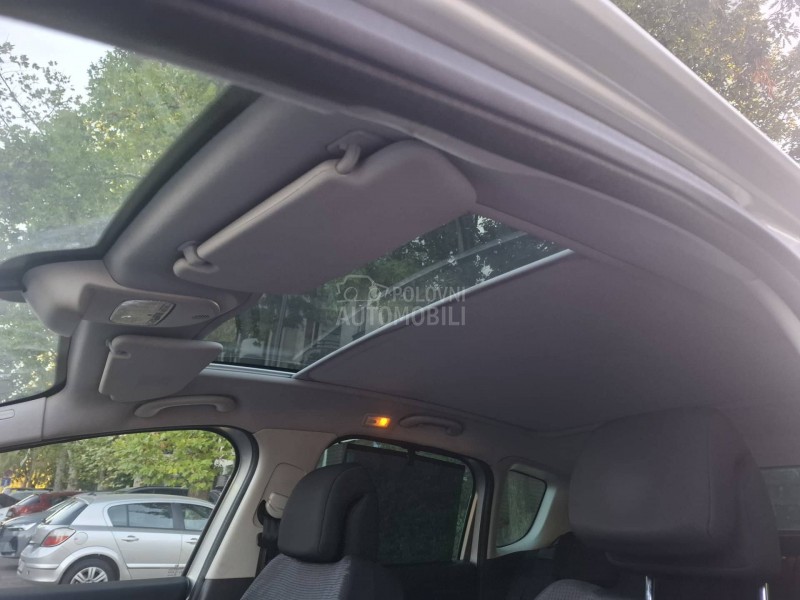 Peugeot 3008 2.0 hdi Allure