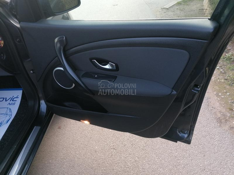 Renault Megane 1.4i EXPRESSION CH