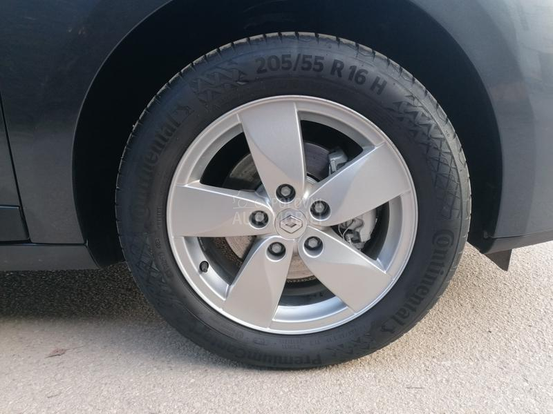 Renault Megane 1.4i EXPRESSION CH