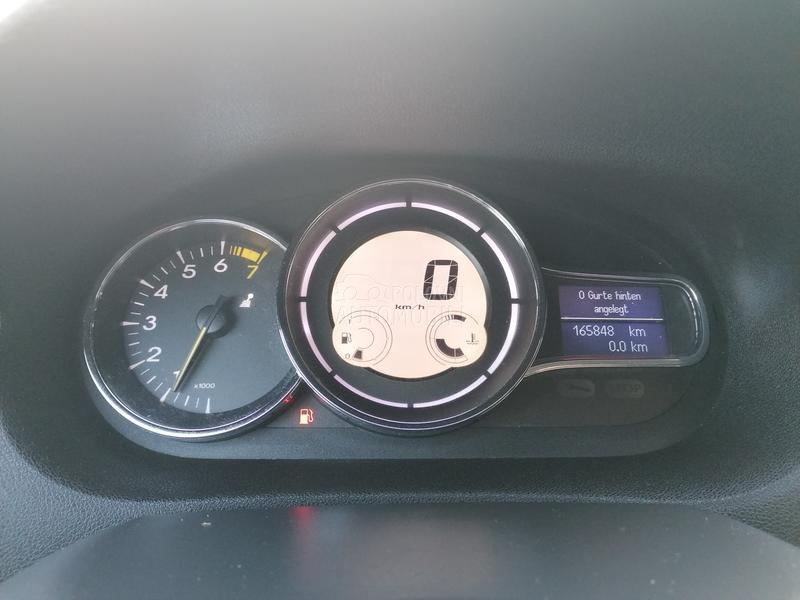 Renault Megane 1.4i EXPRESSION CH