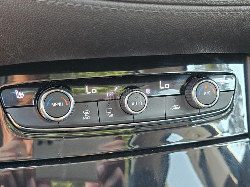 Opel Grandland X 1.2 ULTIMATE