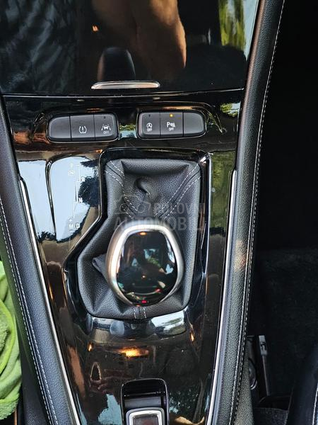 Opel Grandland X 1.2 ULTIMATE