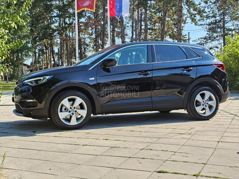 Opel Grandland X 1.2 ULTIMATE