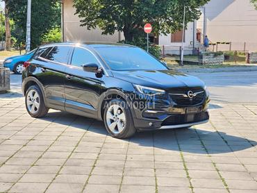 Opel Grandland X 1.2 ULTIMATE