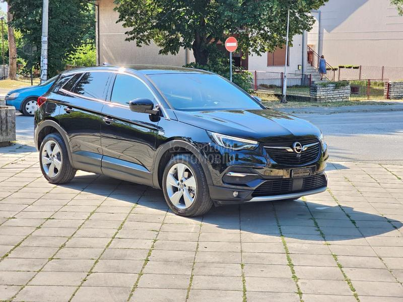 Opel Grandland X 1.2 ULTIMATE