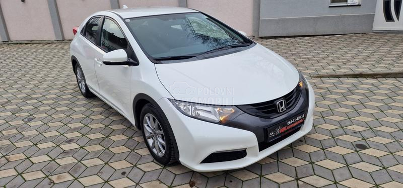Honda Civic 1.8 iVTEC Noovo