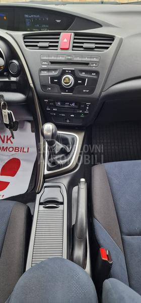 Honda Civic 1.8 iVTEC Noovo