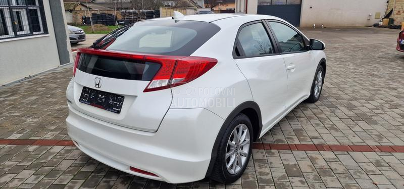 Honda Civic 1.8 iVTEC Noovo